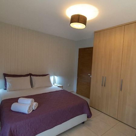 Spacious Fully Equipped 3Bd 2Bath Apt In The Heart Of City With Balconies Ac And Fast Wifi #2 Heraklion  Екстер'єр фото